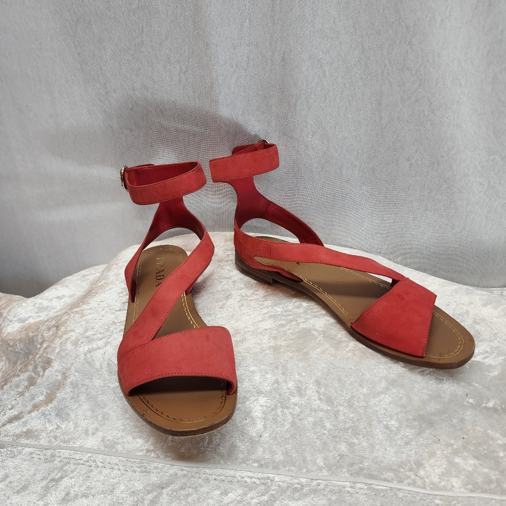 PRADA Sandle Flat Ankle Strap Size 37 (7 US) Made in Italy 🇮🇹